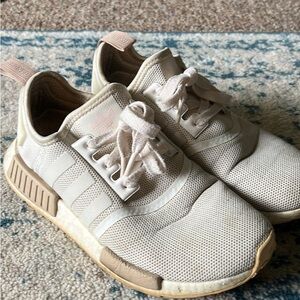 Adidas ultra boost women’s 7.5